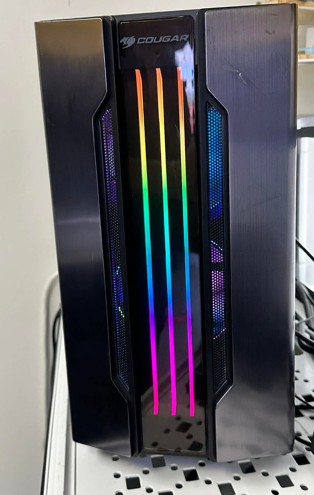 BLACK COUGAR LED STRIP FRONT CUSTOM BUILD Refurbished GRADE A Desktop CPU Tower ( Microsoft Office and Accessories): Intel i5-10400F NVIDIA 1080TI 8GB RGB BUILD| 16GB Ram| 256 GB SSD 500GB HDD|WIN 11 PRO|Arise Work from Home Ready